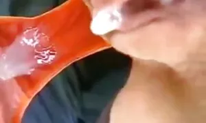 ગુદા લૌકિક નાનાં બાળ ...